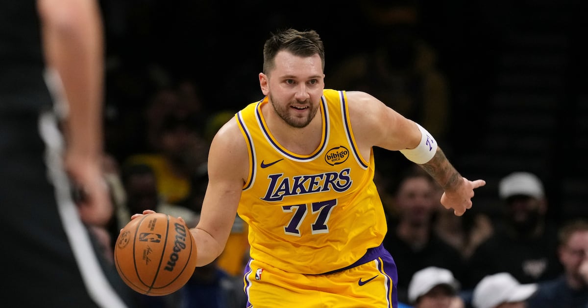 Luka Doncic exits Los Angeles Lakers' game in OKC with hamstring strain