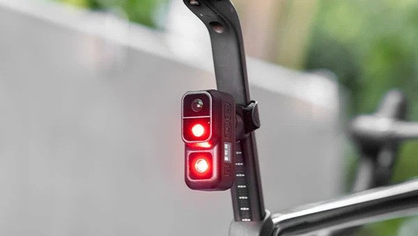 Cycliq Fly6 Pro