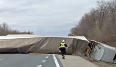 Highway 403 closed after crash involving transport truck and SUV