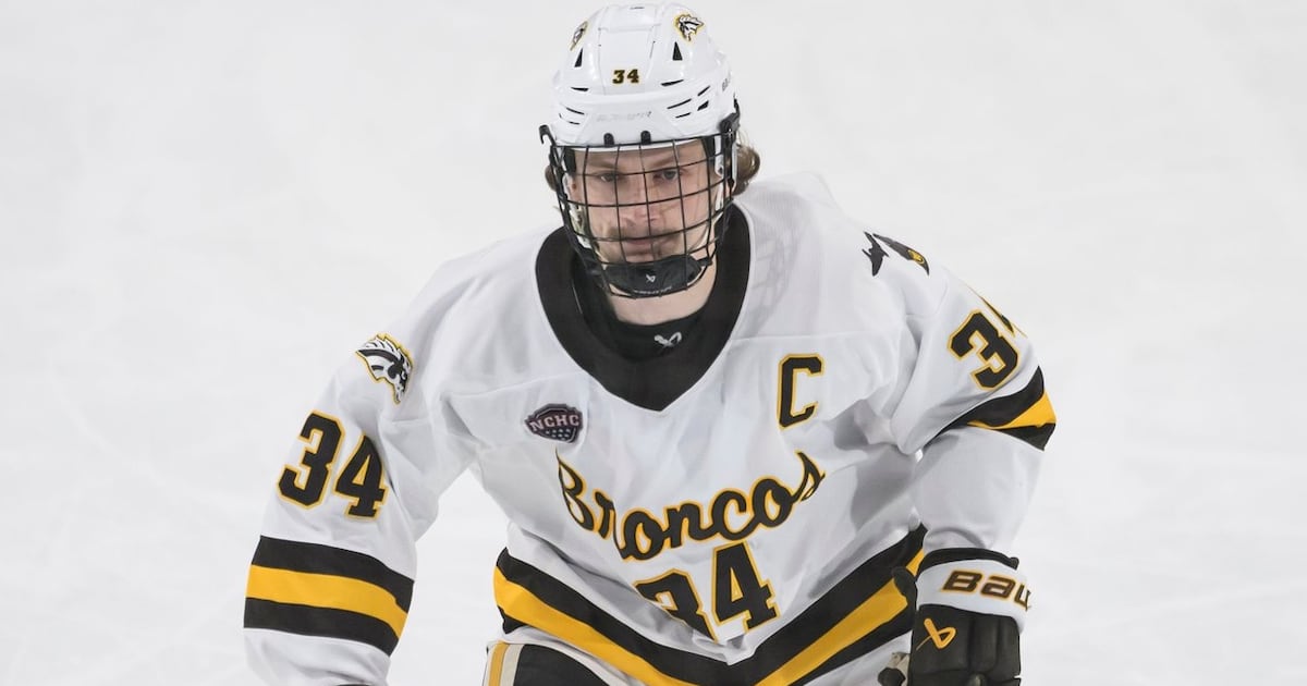 Edmonton Oilers sign forward Owen Michaels to one-year, entry-level contract