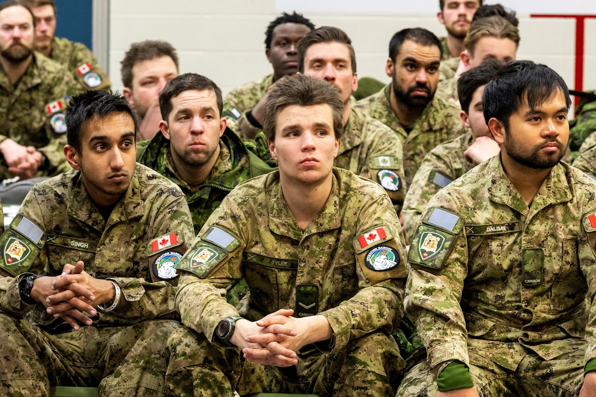 Canadian military signs 7,300 recruits, beating goal