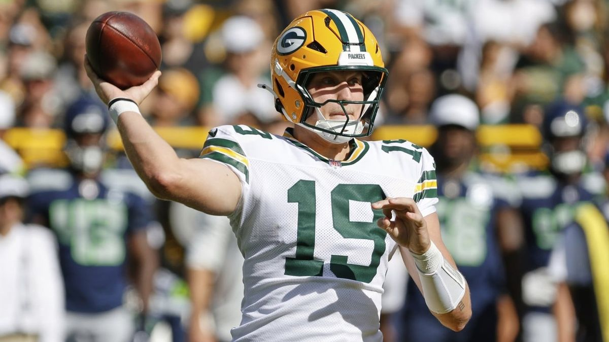 Winnipeg Blue Bombers Sign Quarterback Taylor Elgersma