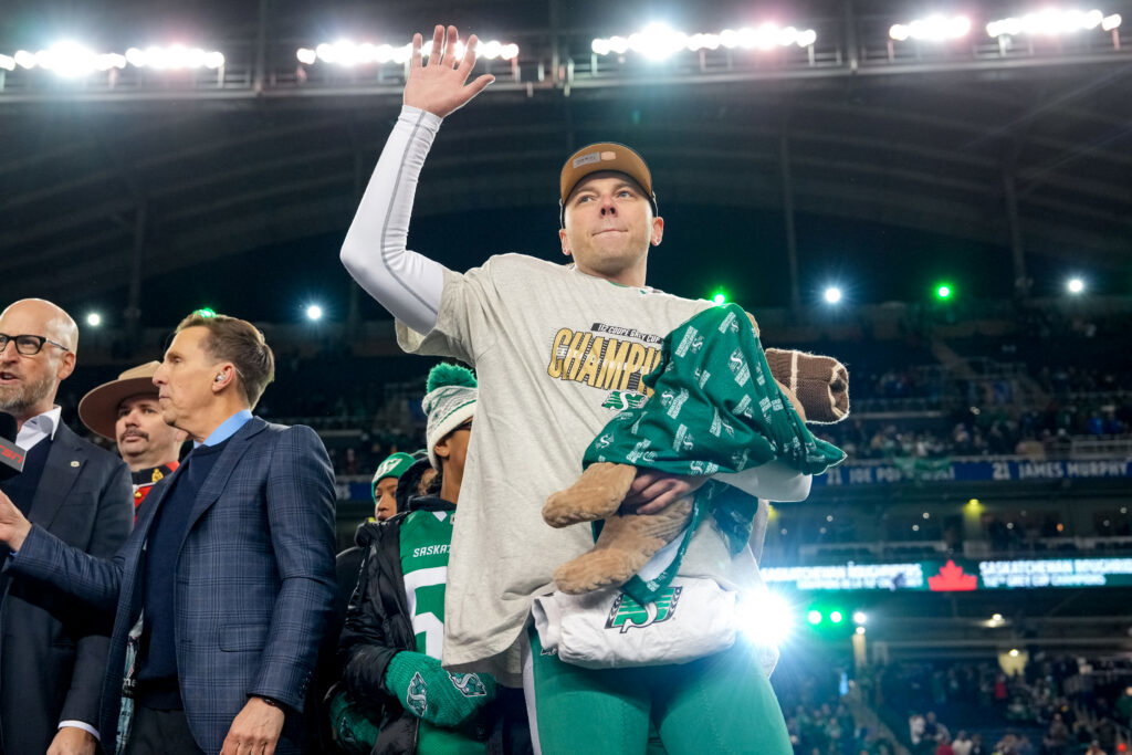 Brett Lauther still considers himself 'Rider for life' after signing with Ottawa Redblacks