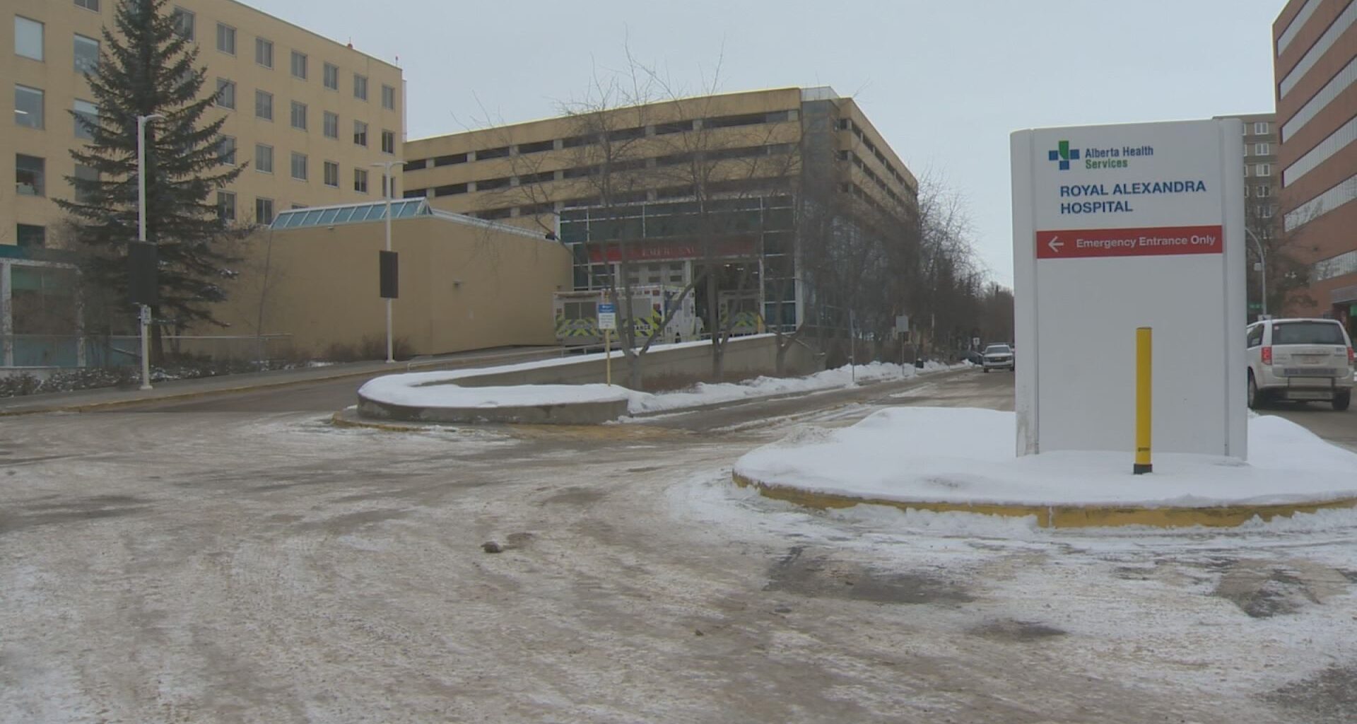 'Unsettling:' Minister says one patient attacked another at Edmonton emergency room