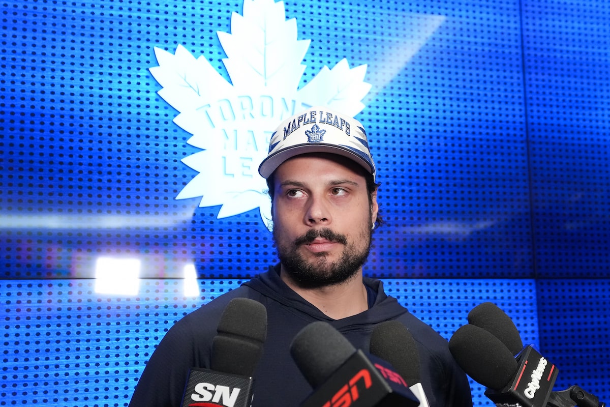 Auston Matthews is waving every relationship red flag that he can at the Leafs. It’s time to get out