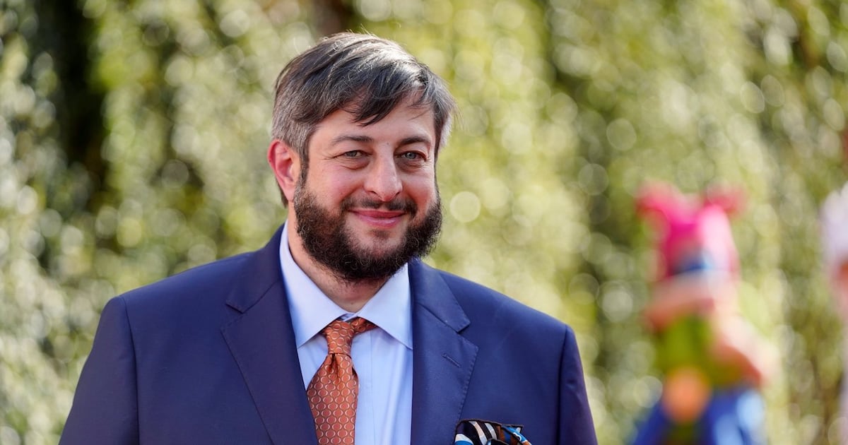 'Bob's Burgers' actor Eugene Mirman rescued from fiery crash by New Hampshire governor's detail - CTV News