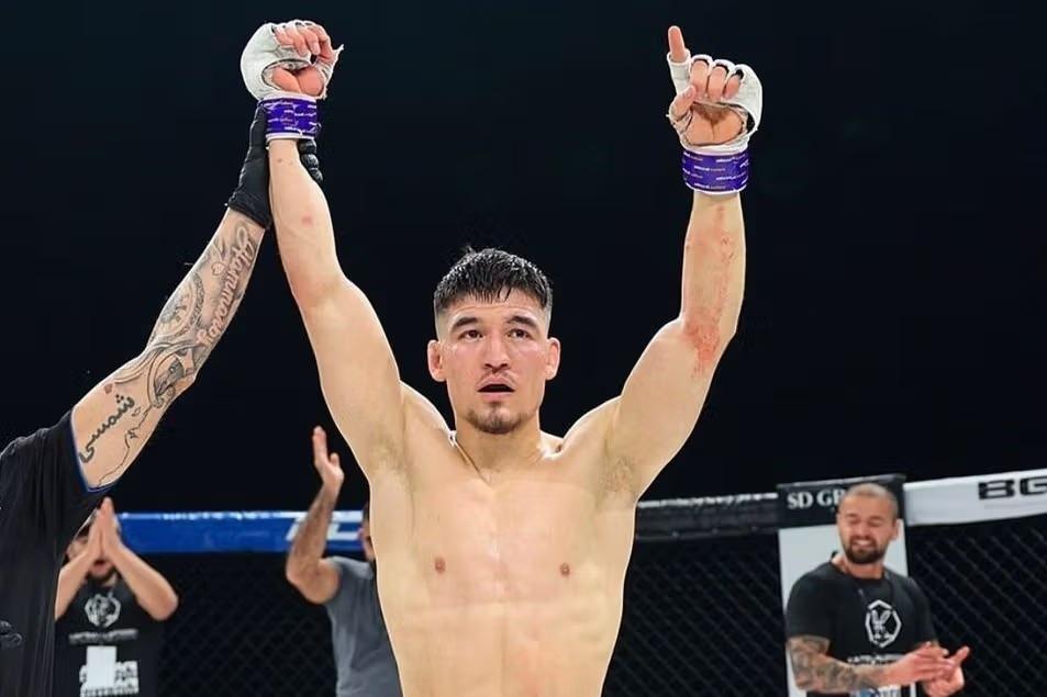 Afghan MMA fighter Qanbari defeats Brazilian opponent – Pajhwok Afghan News