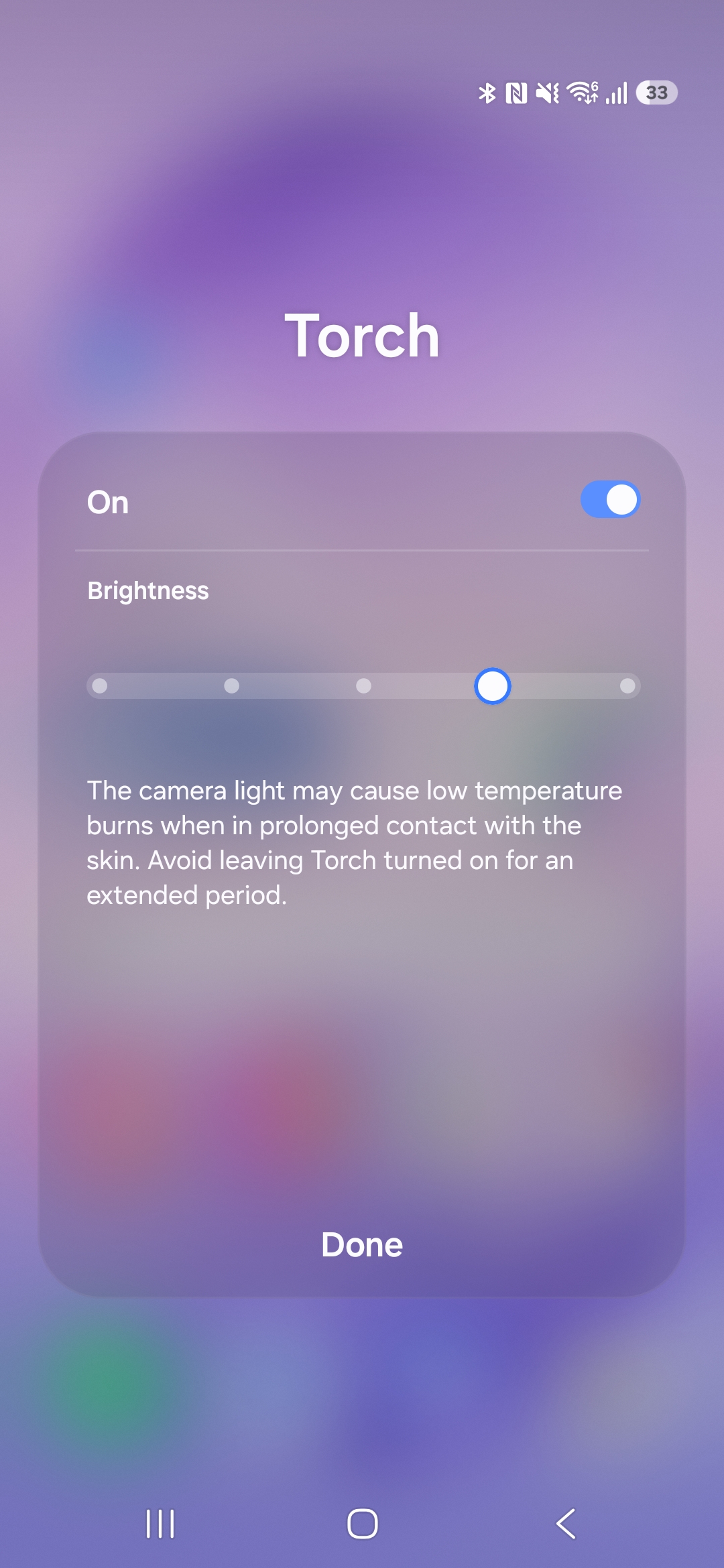Samsung Galaxy S26 flashlight warning