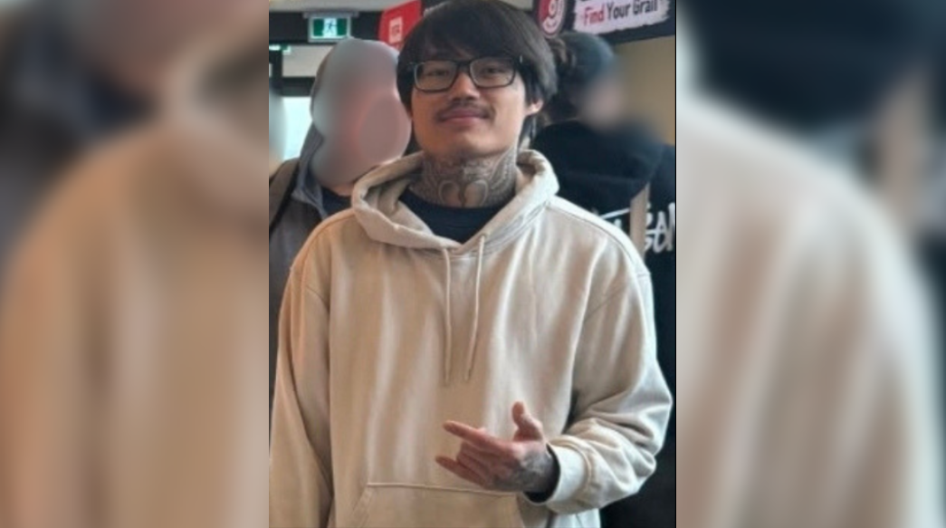 Sarnia police release new images of suspect in fatal campus bar shooting