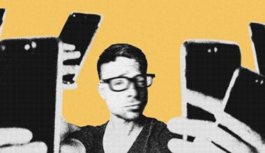 The Screen Time Maximalists Who Spend an Ungodly Amount of Time on Their Phones