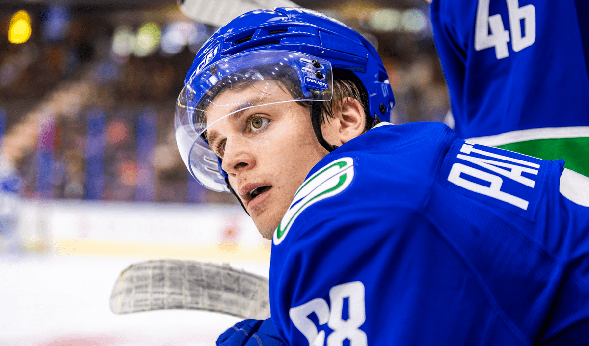 Riley Patterson scores in debut weekend as Abbotsford Canucks sweep Wranglers