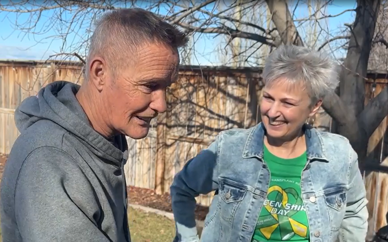 Calgarian awaiting kidney transplant urges considering organ donation as Green Shirt Day nears
