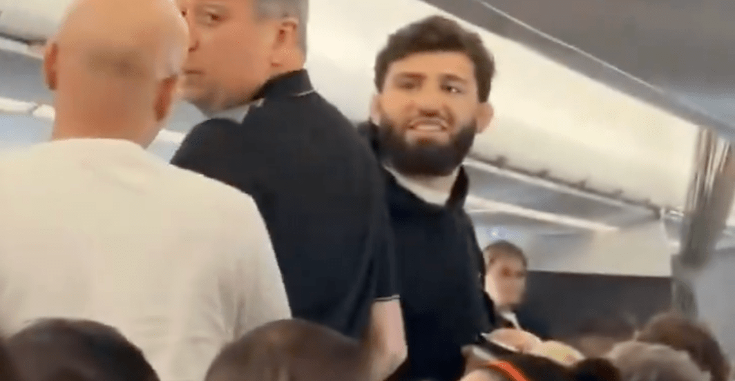 Arman Tsarukyan removed from plane, American Airlines issues statement regarding incident