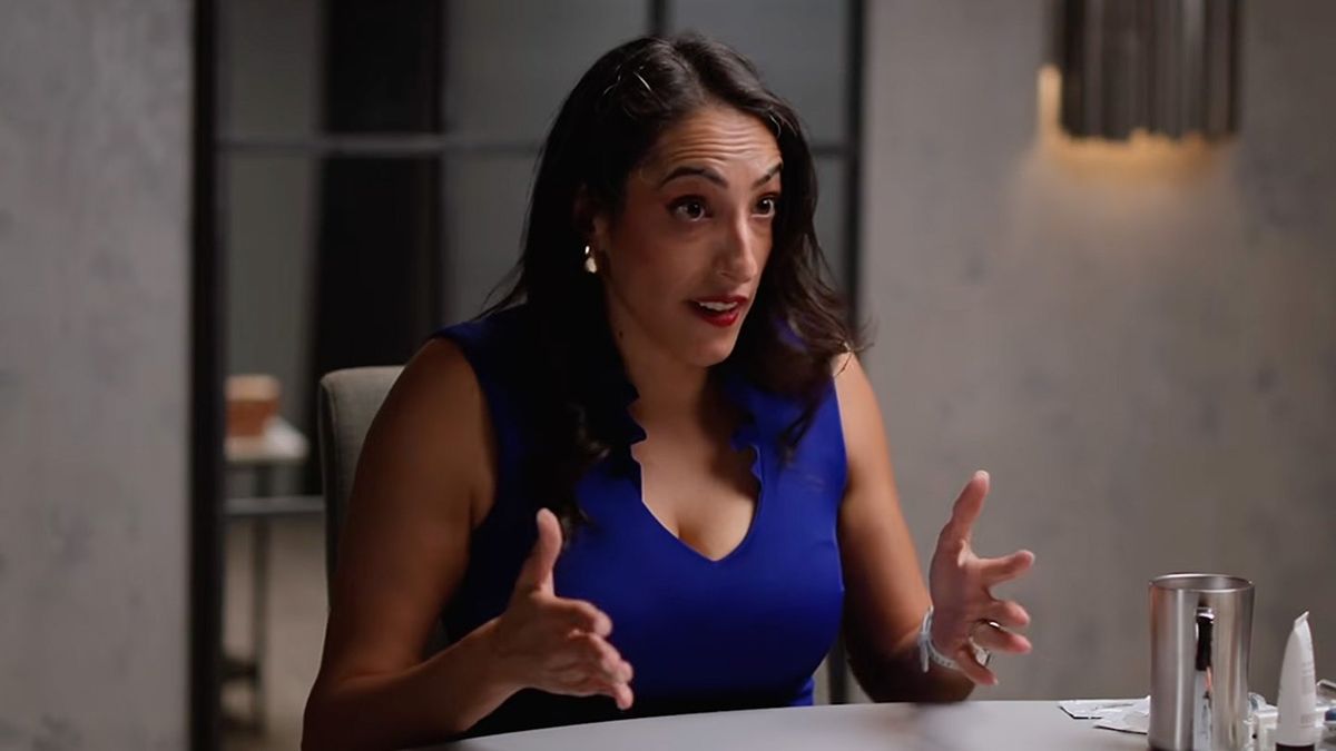 Sex scientist demonstrates bizarre device that claims to lengthen penis up to 2cm