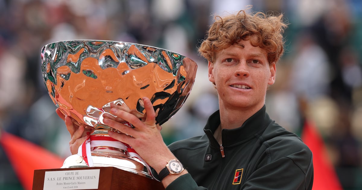 jannik Sinner beats Carlos Alcaraz in straight sets in Monte Carlo final to reclaim No. 1 ranking