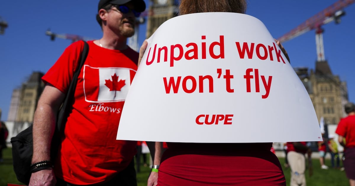 Airlines are 'flying the plane' in unpaid work probe, union claims