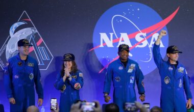 Canadian astronaut and Artemis II crew return to Houston - CTV News