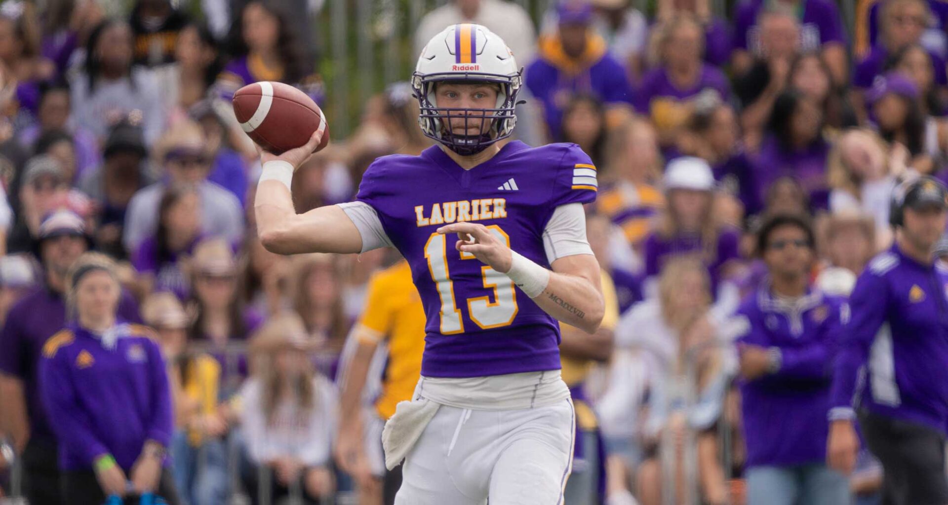 Bombers sign Canadian quarterback Taylor Elgersma