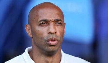 Boxing icon 'wants to fight' Thierry Henry as surprise offer made