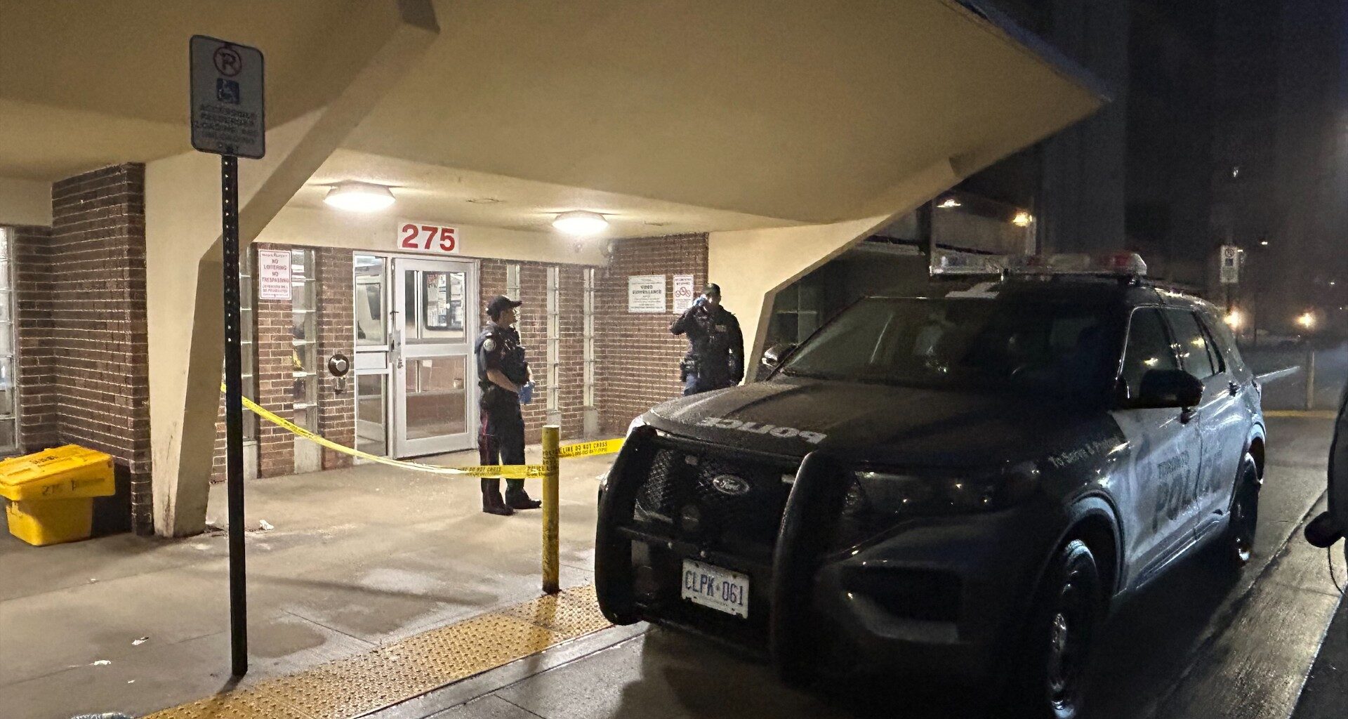 Man suffers life-threatening injuries in downtown Toronto stabbing