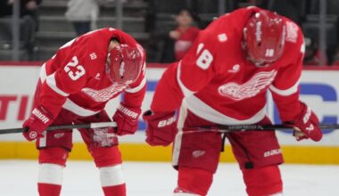 NHL's East playoff race shaken up as the Flyers rise, Red Wings fall and Islanders fire their coach