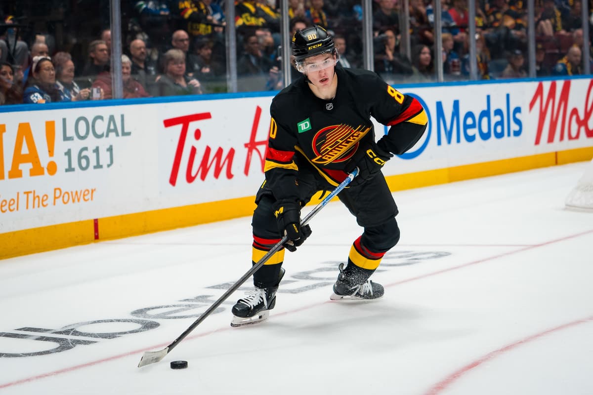 With the 2027 Draft full of centres, Canucks should once again aim for multiple firsts