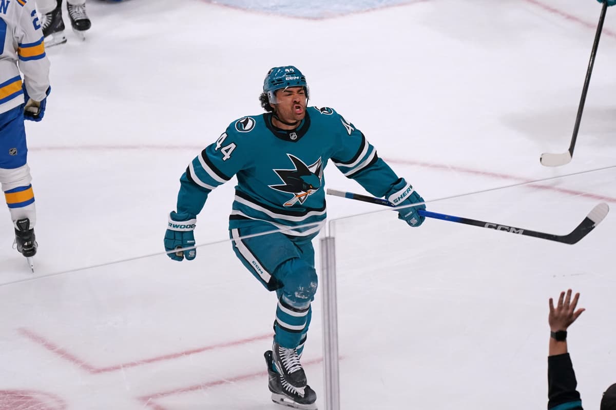 Checking in on Kiefer Sherwood ahead of his first game vs. Canucks since trade to San Jose