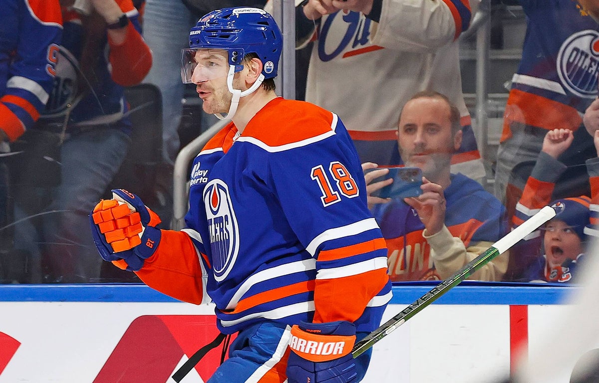 As injuries hit the top of Edmonton Oilers’ roster, opportunity knocks