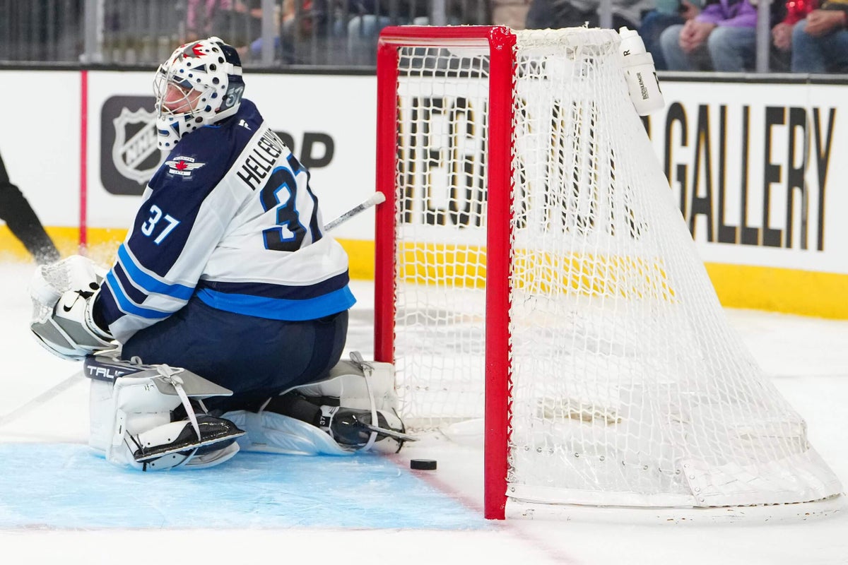 How the Winnipeg Jets went from best in the NHL to missing the Stanley Cup playoffs