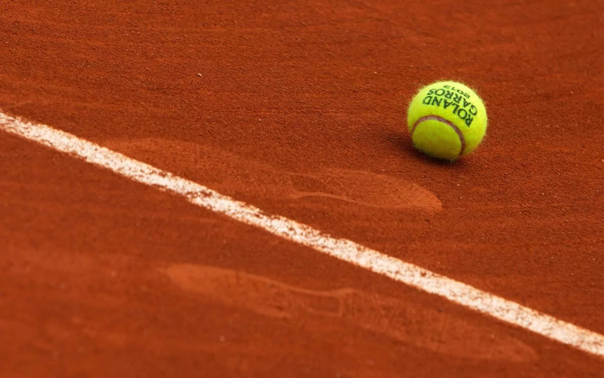 Is Clay-court tennis boring?