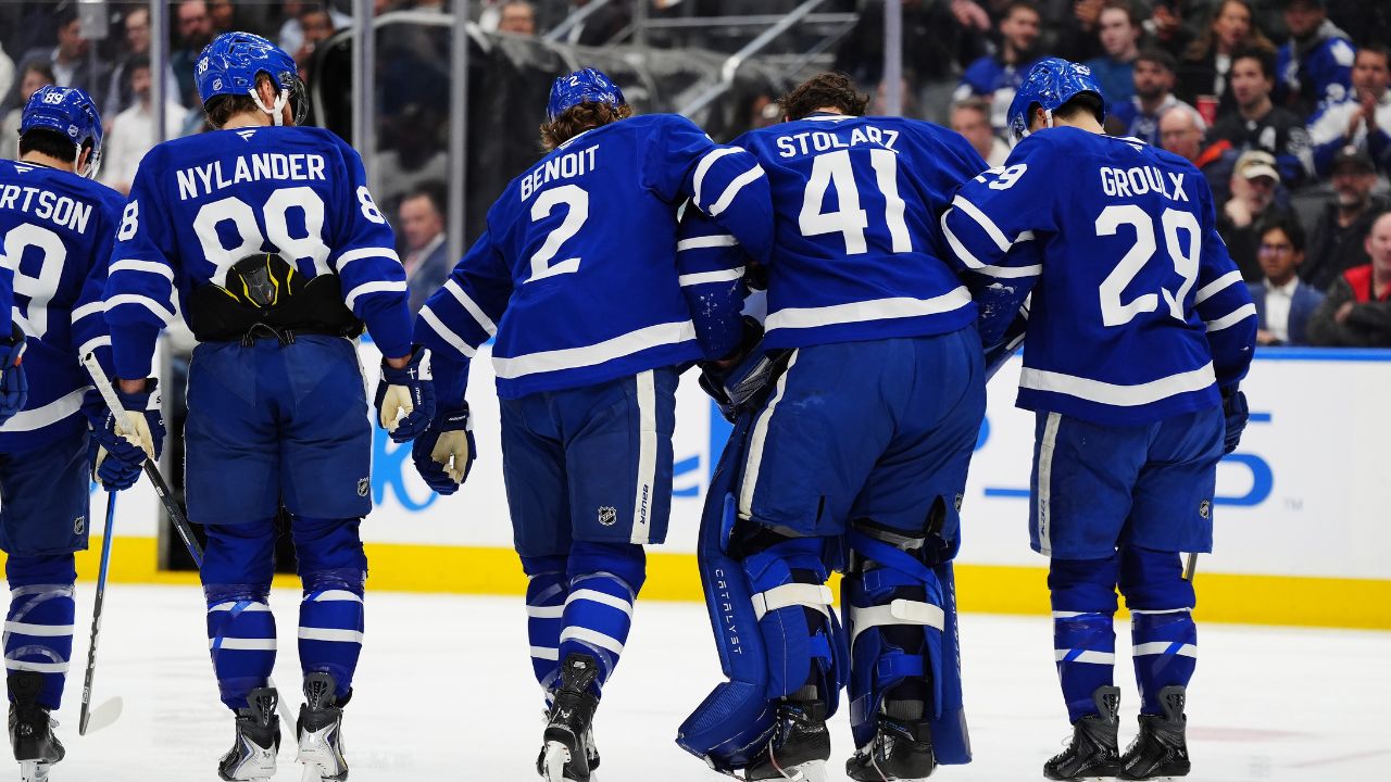 Maple Leafs lose Stolarz, Carlo, Joshua to injury vs. Capitals