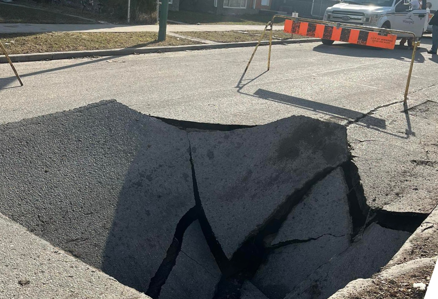 Sudden sinkhole forces closure of Elmwood area street