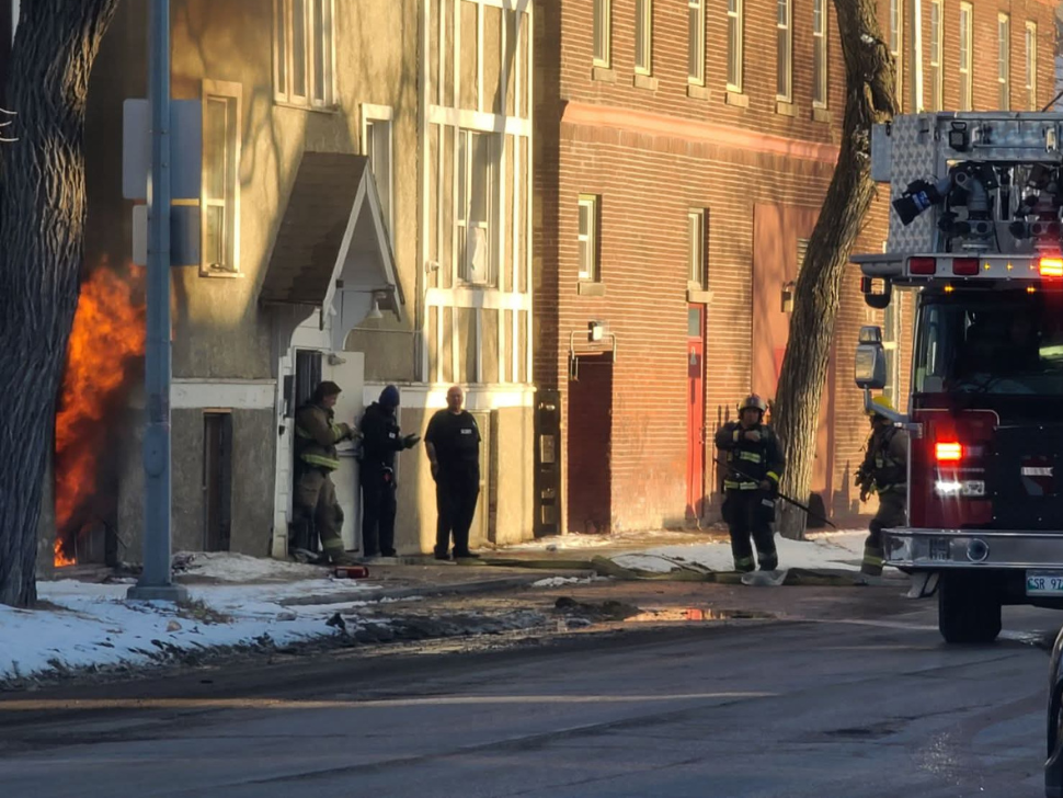 1 person in hospital following Sherbrook Street apartment fire