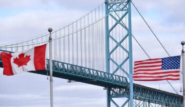 Canadians moved record amount foreign assets in February: StatCan