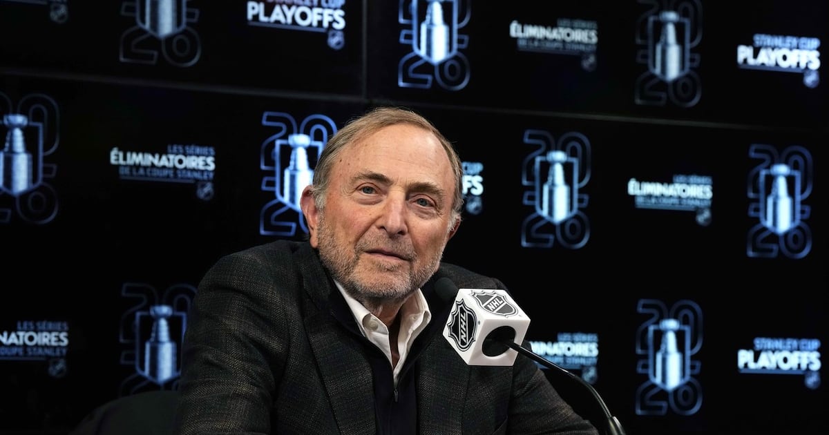NHL commissioner holds court in nation's capital before Senators-Hurricanes game
