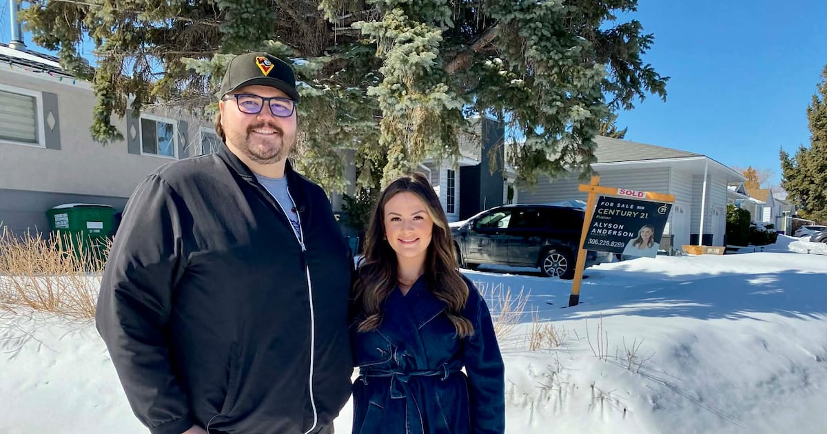‘Needle in a haystack’: Saskatchewan housing prices depart from national trend - CTV News