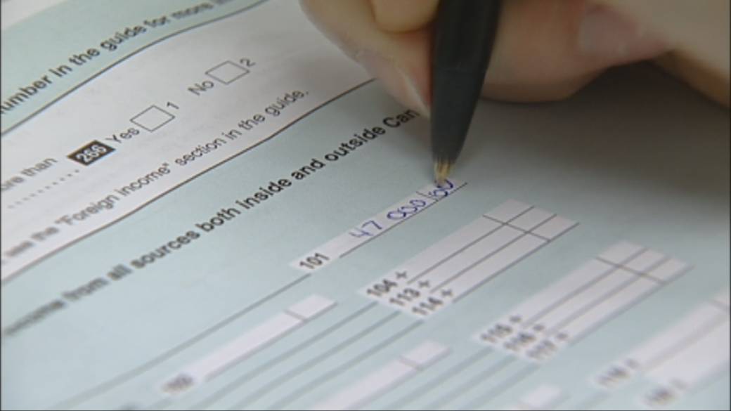 Click to play video: 'AI tax scams are increasing, Canada Revenue Agency says'