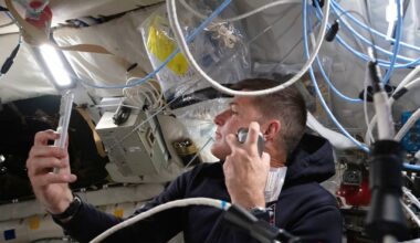 NASA wakes up Artemis II astronauts with music. Here’s what they’ve heard so far - CTV News