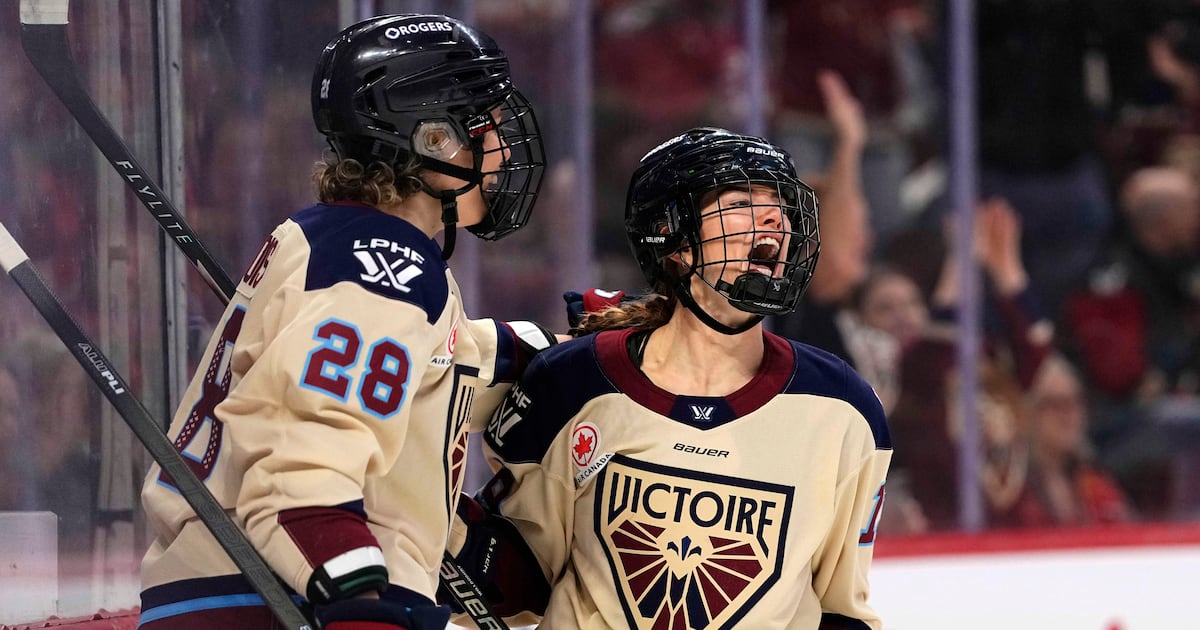 Kaitlin Willoughby, Sandra Abstreiter shine in Montreal Victoire’s win over Ottawa Charge