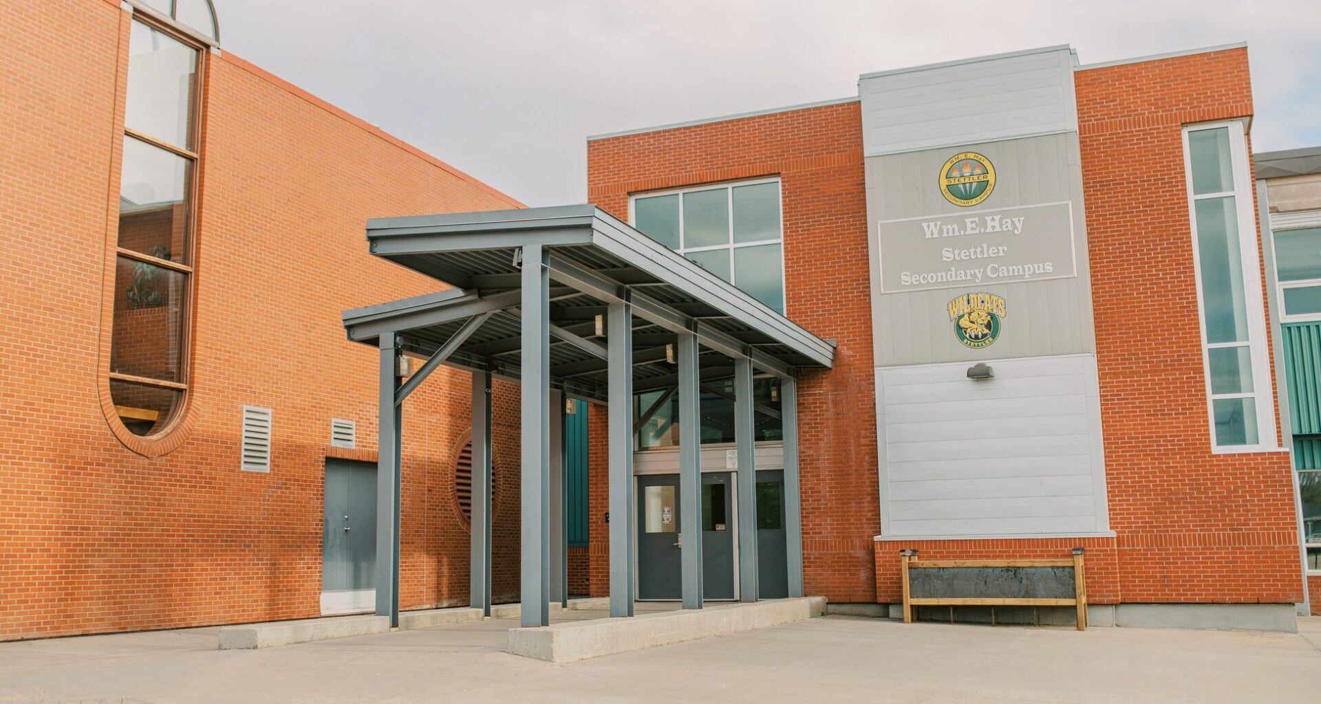 Alberta teen accused of threatening to shoot students at high school southeast of Edmonton
