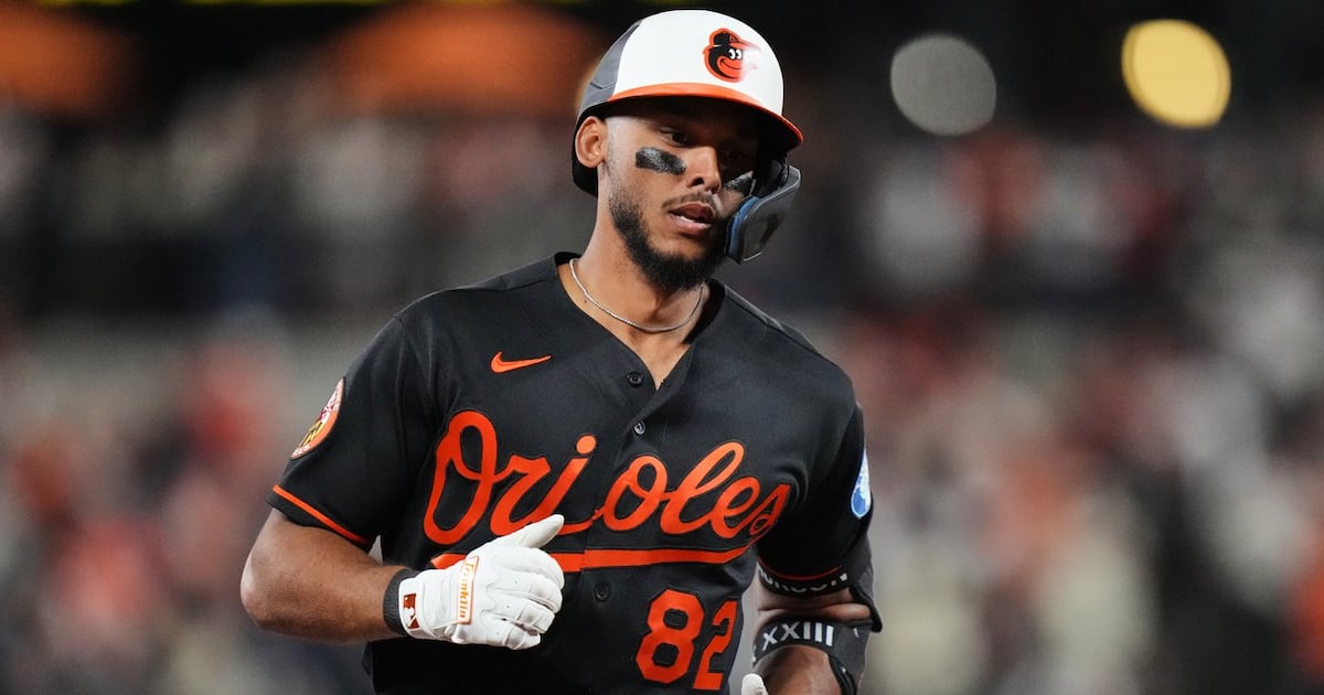 Jackson and Henderson power the Baltimore Orioles to a win over Webb and the San Francisco Giants