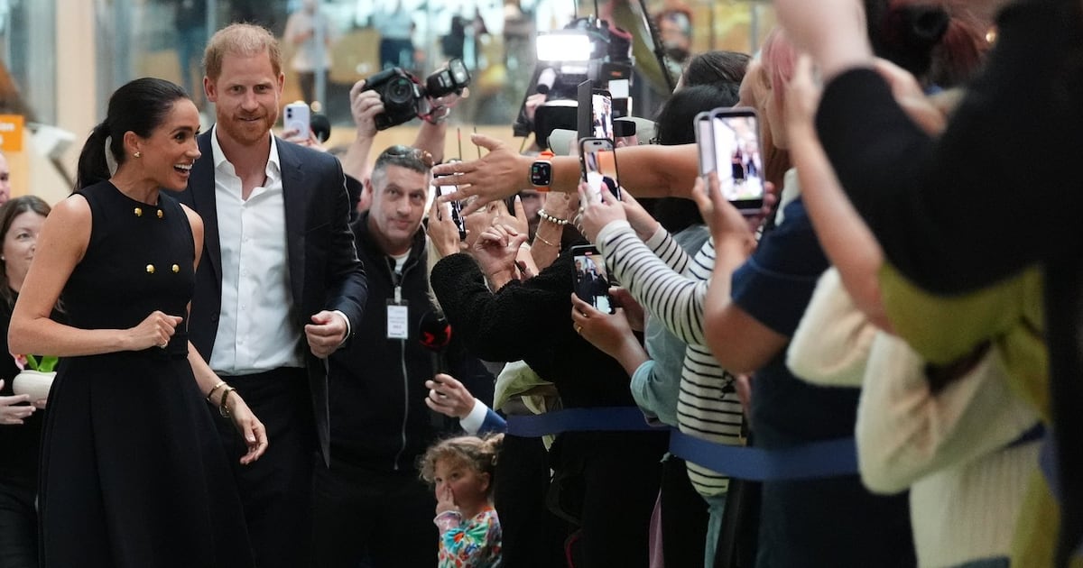 Prince Harry and Meghan arrive in Australia for privately funded visit - CTV News