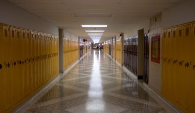 Ontario looks to incentivize high school attendance as numbers fall