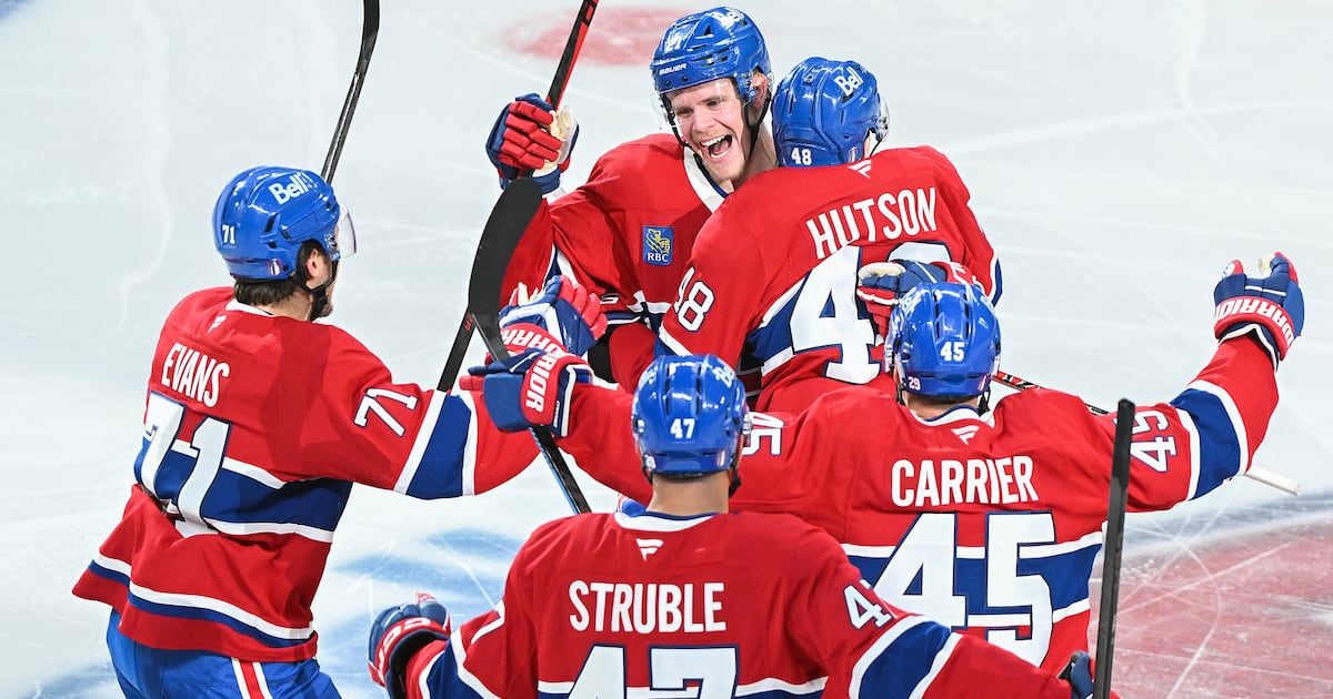 Lane Hutson scores overtime winner as Montreal Canadiens beat Lightning to take 2-1 series lead