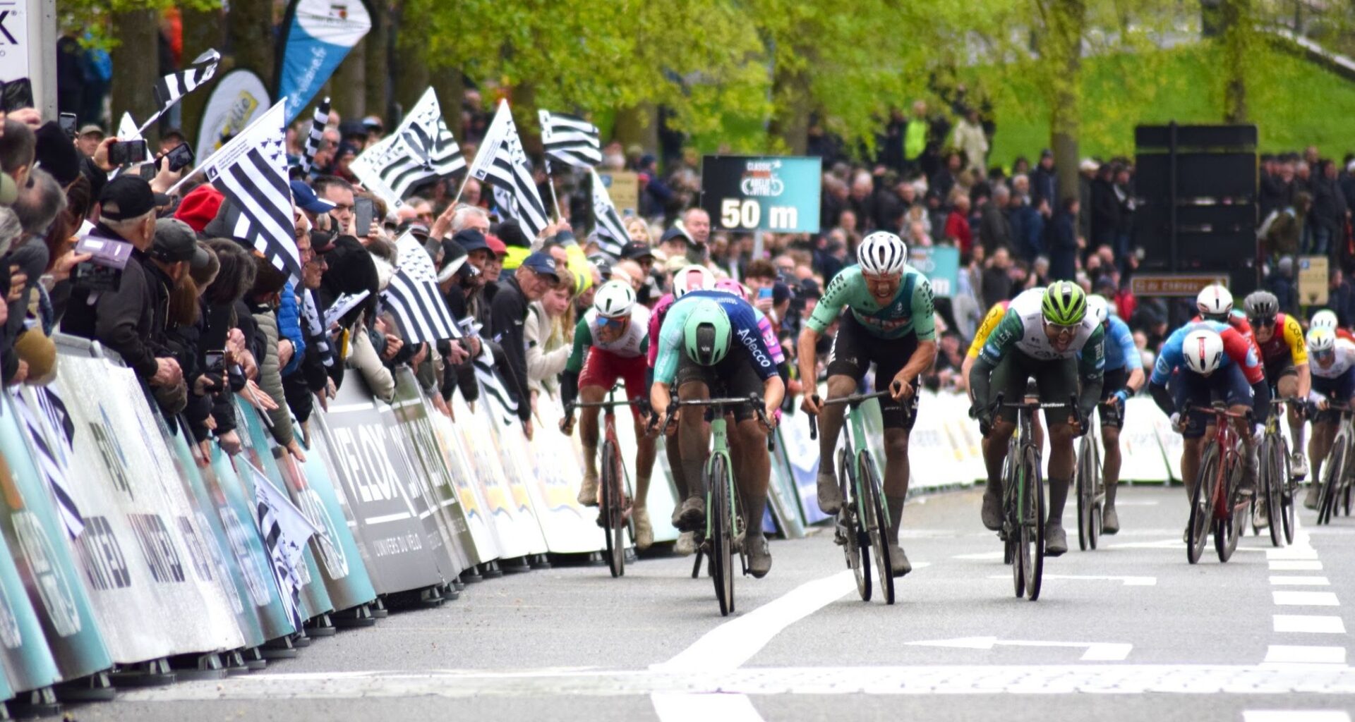 Classic Velox Adélie de Vitré: First professional victory for Marc Brustenga as first rider across the line relegated following deviation