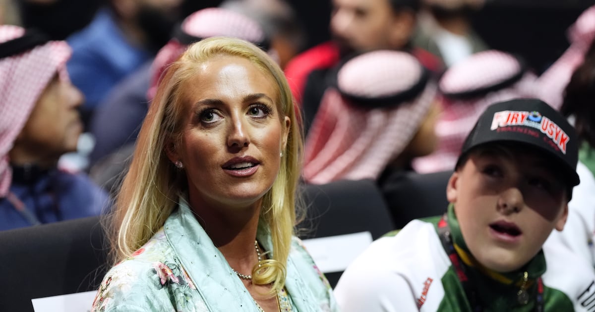 Paris Fury knew husband Tyson would return to boxing as it is his ‘passion’ – The Irish News