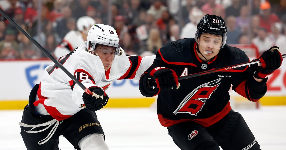 Carolina Hurricanes lead Ottawa Senators after two periods in Game 1