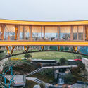 Timber Structure Pedestrian Bridge of Yitaiyipin Garden / GREEN ARCHITECTS + gad - Image 3 of 33