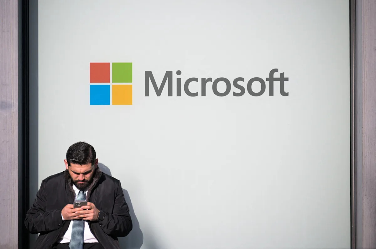 Is Microsoft Outlook down? Latest on the outage impacting thousands
