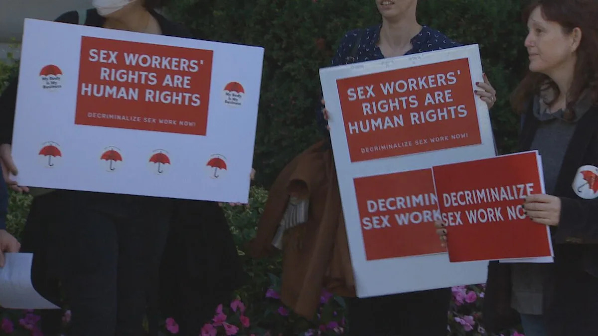 Elimination of Vancouver sex worker safety role puts lives at risk, advocates say